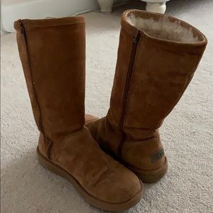 Tan Ugg Zip-up Boots (BARELY WORN)